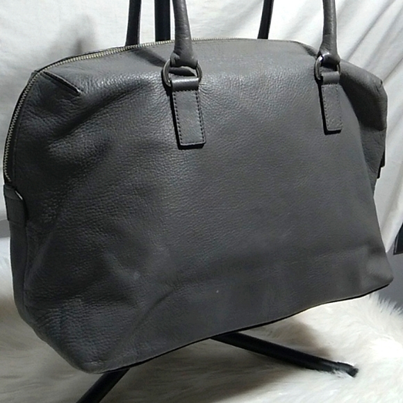 Michael Kors Extra Large Duffle Bag Tote Carry On Bag Gently Used - Picture 6 of 16